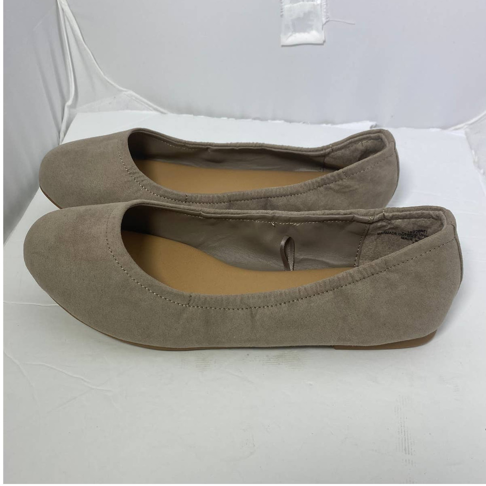 Torrid tan flats size 8 wide